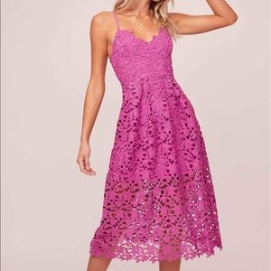 ASTR The Label size XS LACE A LINE MIDI DRESS